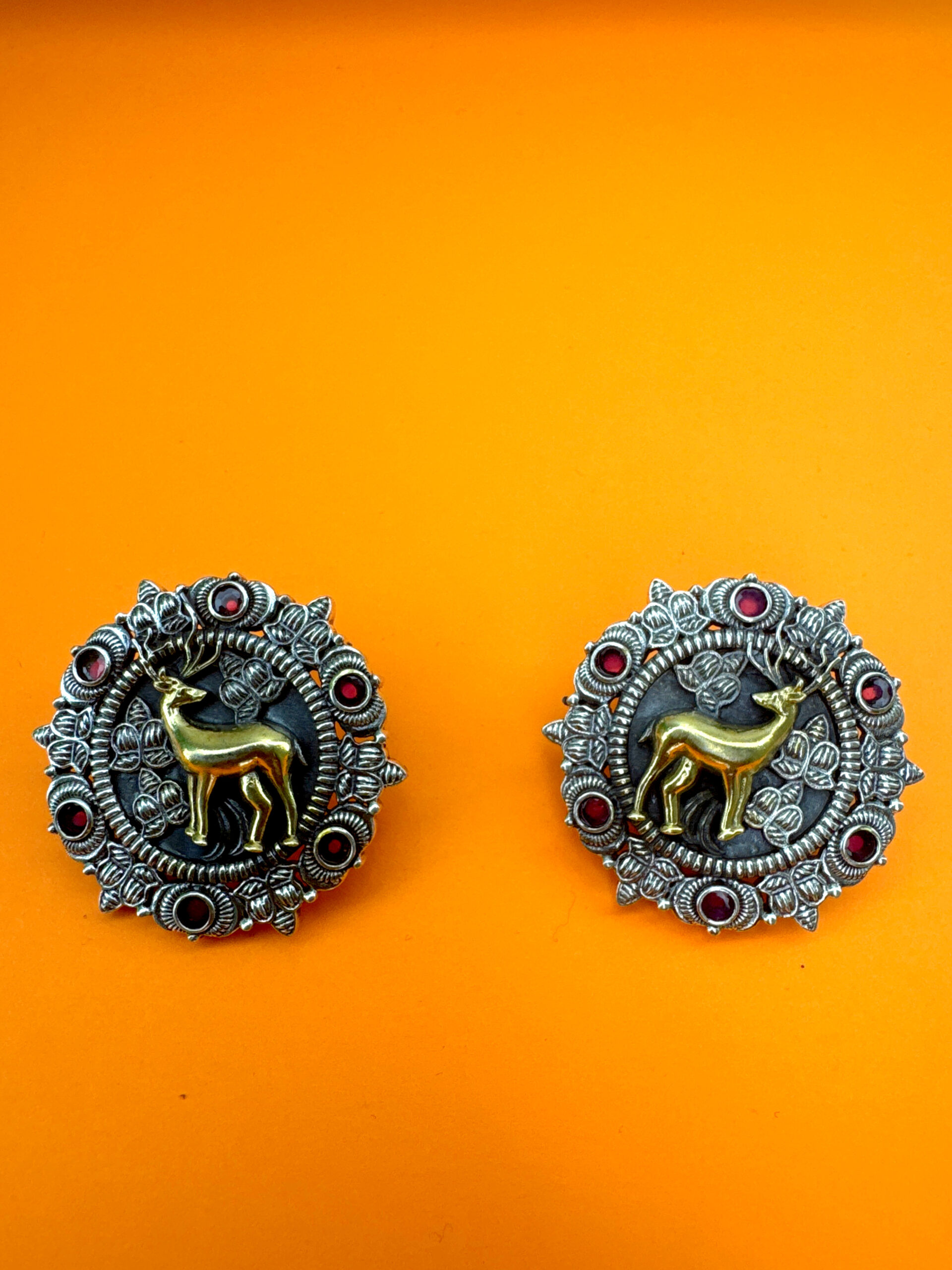 Deer Round Full Stud